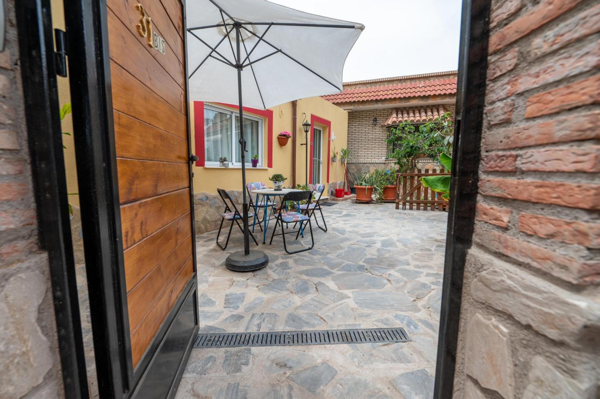 Casa "La Gata Azul" Con Jardin Privado Villa El Campillo del Moro Bagian luar foto
